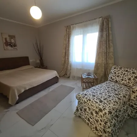 Apartment Hermes Amigdhaleon